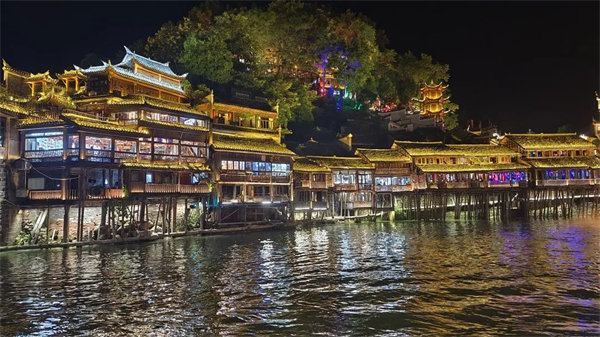 “湘”約鳳凰，相守未來——2022博皓快樂湖南行    -32